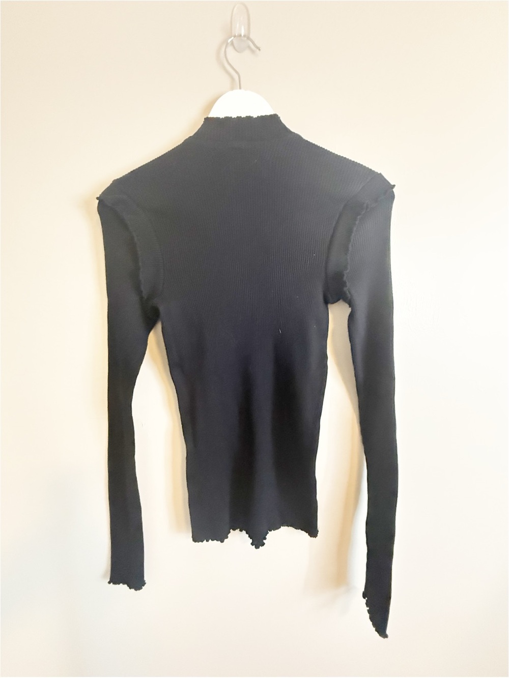 CURRENT/ELLIOTT Women’s Black THE RUFFLE RIB TOP Long Sleeve Knit Ruffle Size M - Picture 3 of 7